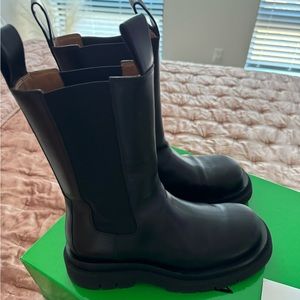 Bottega Veneta lug mid calf boots